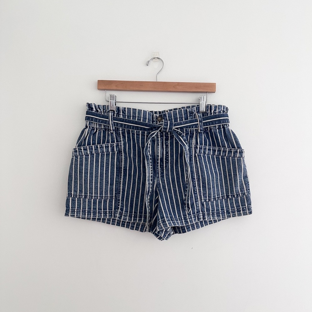 Striped Denim Paperbag Waist Shorts High Rise Tie Waist Blue White Summer Shorts